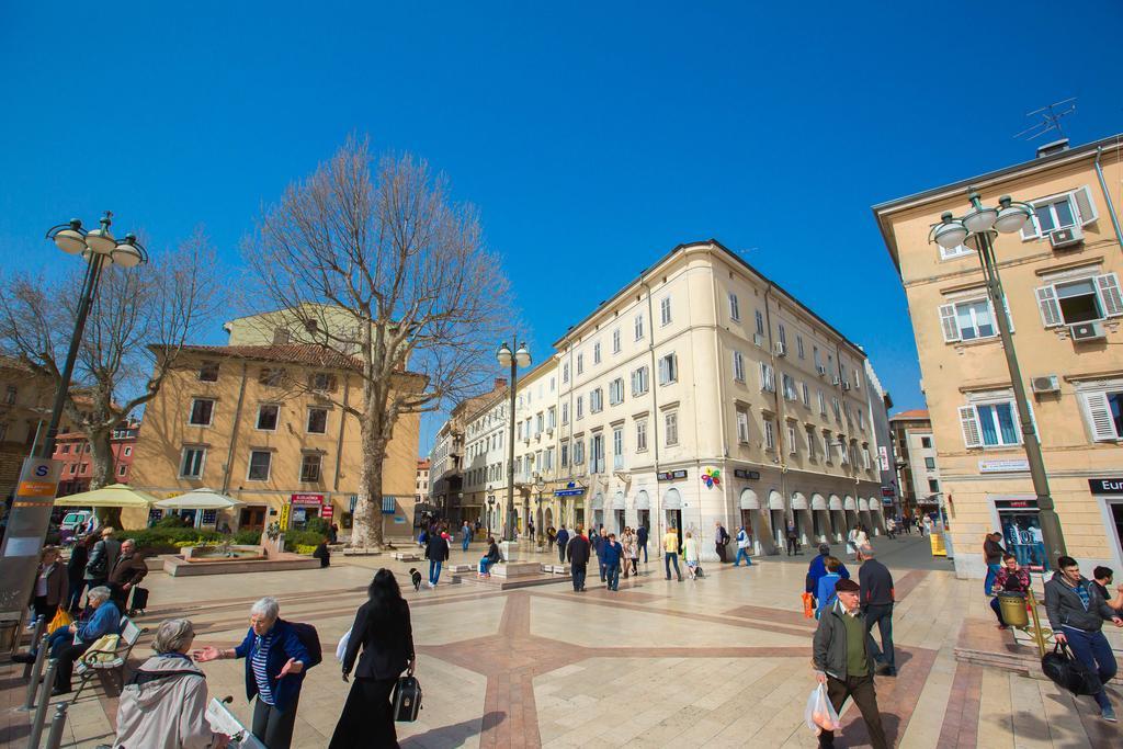 Hostel Kosy Rijeka Exterior photo